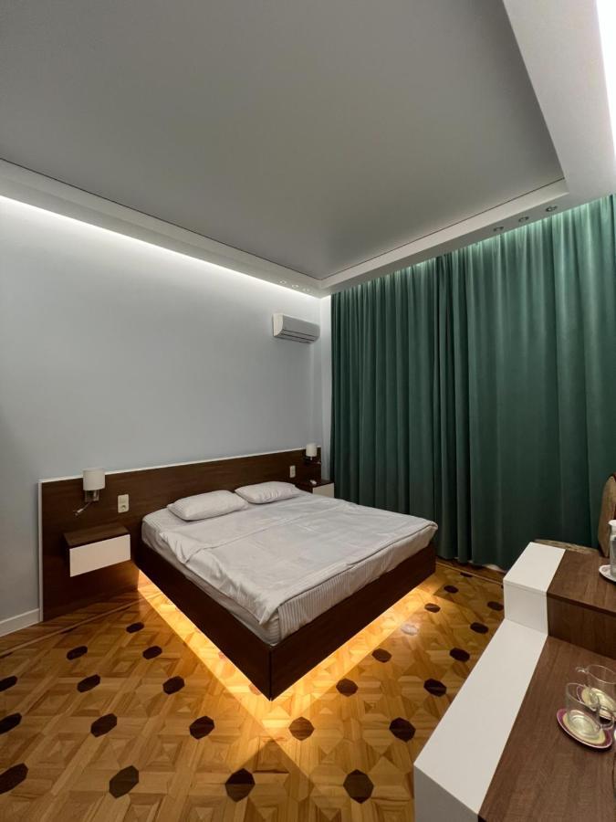 Hotel Marco Polo à Koutaïssi Extérieur photo