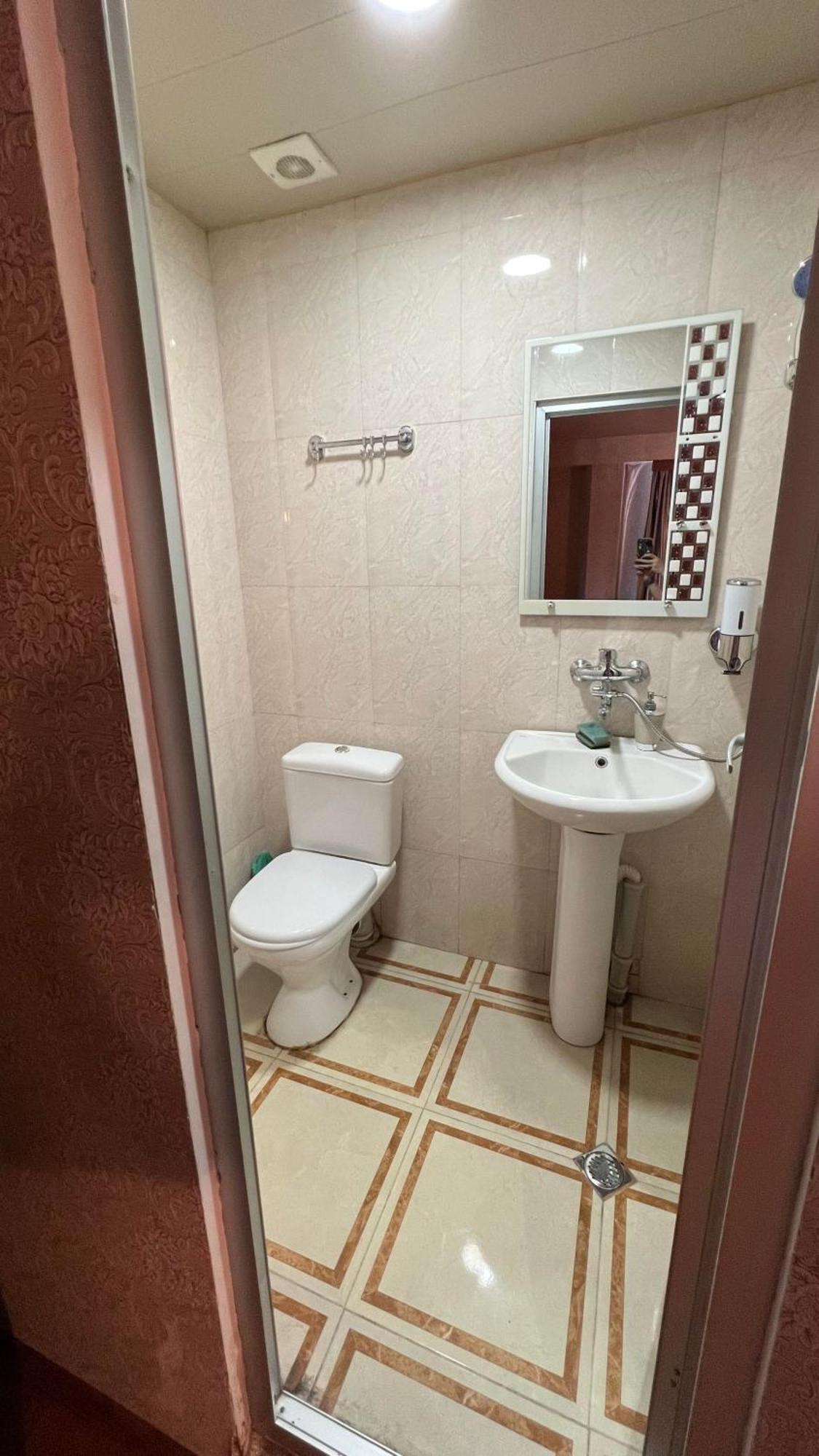Hotel Marco Polo à Koutaïssi Extérieur photo