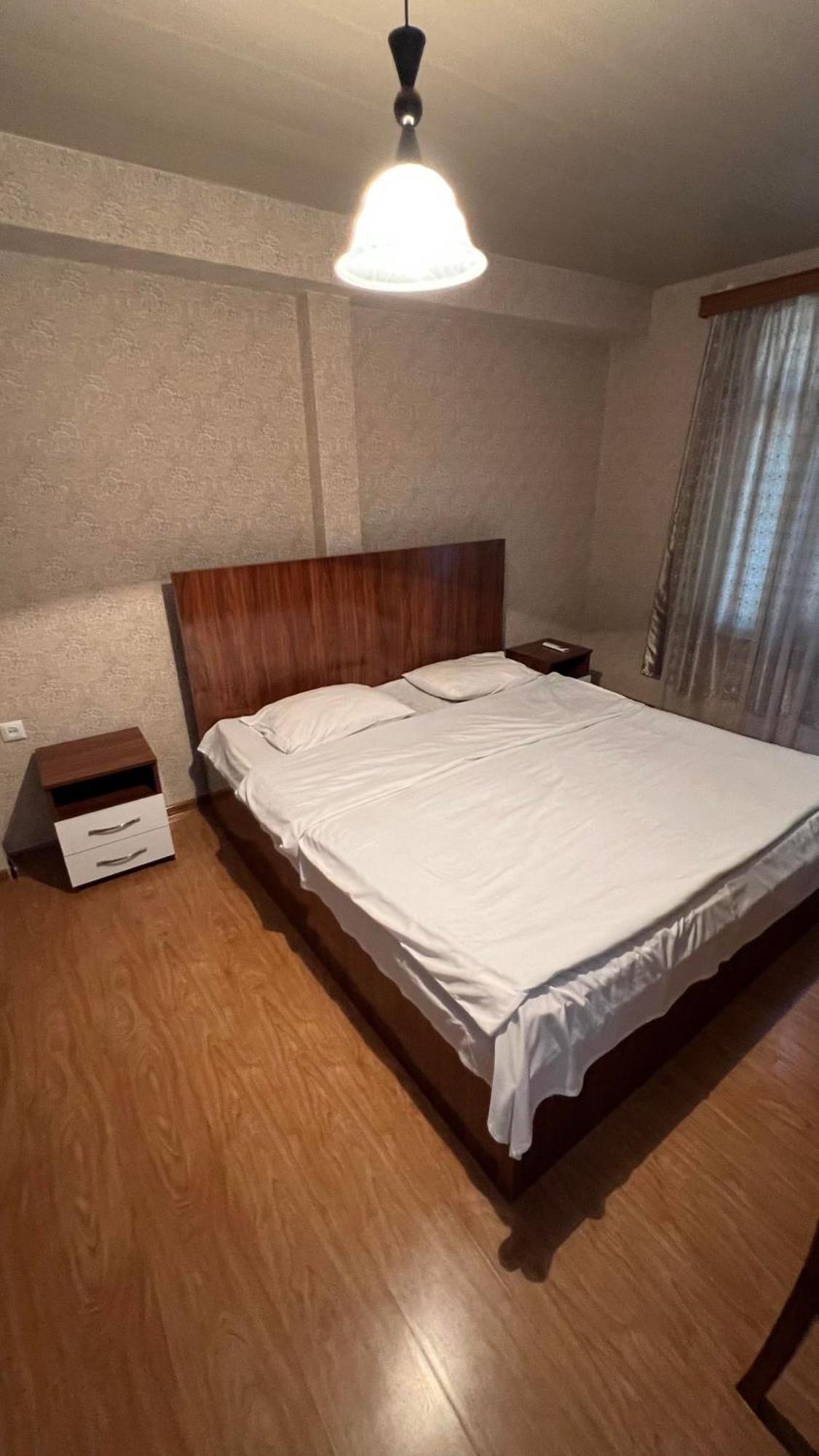 Hotel Marco Polo à Koutaïssi Extérieur photo