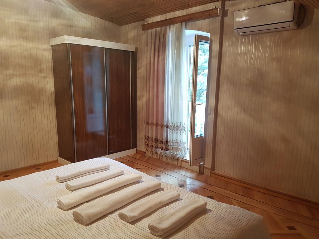 Hotel Marco Polo à Koutaïssi Extérieur photo